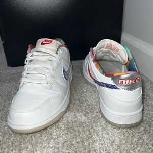 Nike Dunks size 6Y